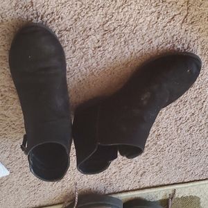 Girls size 3 boots, black